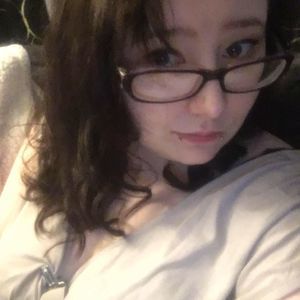 Meet your Posher, Candice